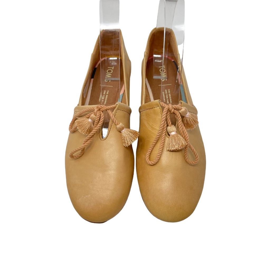 Toms Keli Tan Leather Tassel Loafers size 7